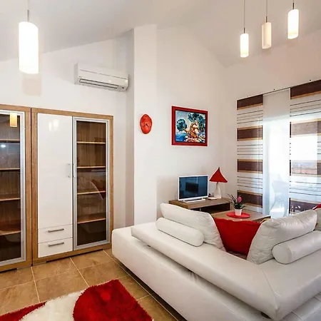 Near In Malinska-insel Krk 53322 *