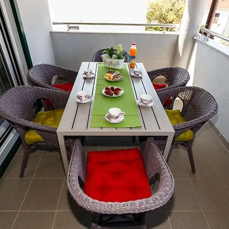 דירה Near In Malinska-insel Krk 53322