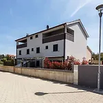 Near In Malinska-insel Krk 53322 Appartamento *